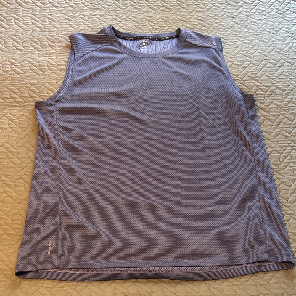 ALIVE Sleeveless Athletic Top
